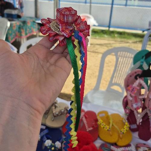 Presilha de cabelo de São João