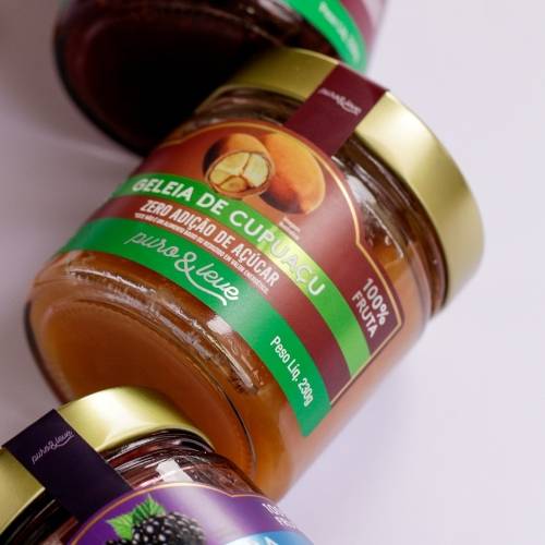 Geleias de frutas
100% frutas, zero adição de açúcar 

Feitas com 3 ingredientes: a fruta escolhida, suco concentrado de maçã e pectina.

Consulte sabores disponíveis