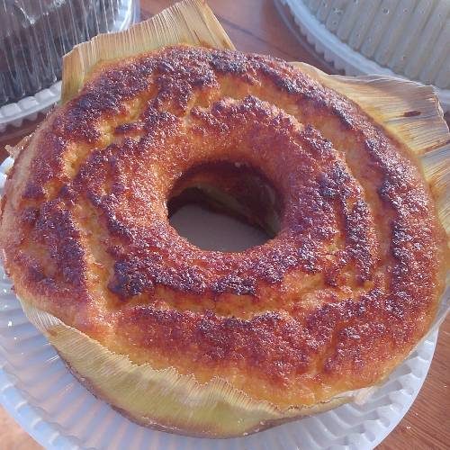 Bolo de milho 🌽 verde 
Feito com milho de espiga 🌽 
Perfeito pra café da tarde
