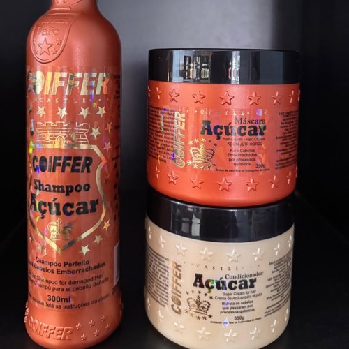 Para cabelos, com química e quebradiços.