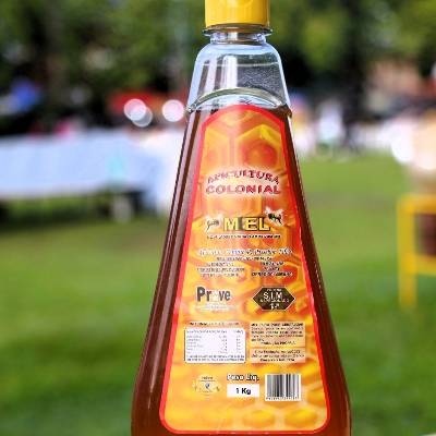 Mel de abelha produzido em Vilhena, Mel puro e fiscalizado. 
Temos de 250g, de 500g, de 1kg e de 1,4 kg.

Entrega em Porto Velho - RO