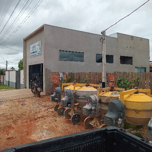 Diária:100 reais
Semanal: 150 reais
Quinzena: 200 reais
Mensal: 380 reais