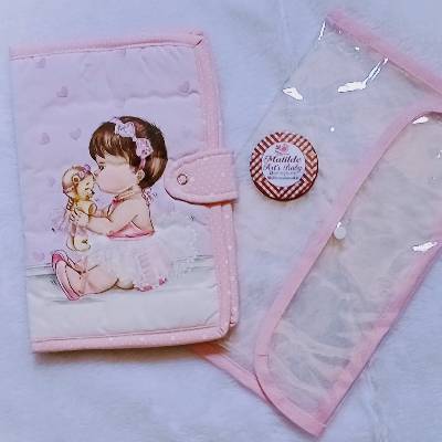 Usado para proteger  carteira de vacina e documentos do bebê.